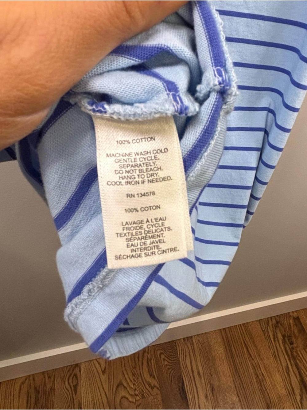 Vineyard Vines Dress - Picture 3 of 4